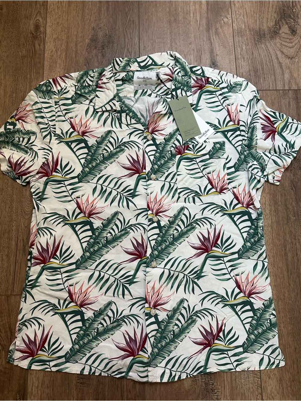 NWT! Goodfellow Men's Button Down Shirt, Printed, Hawaiian, Rayon, Resortwear, M
